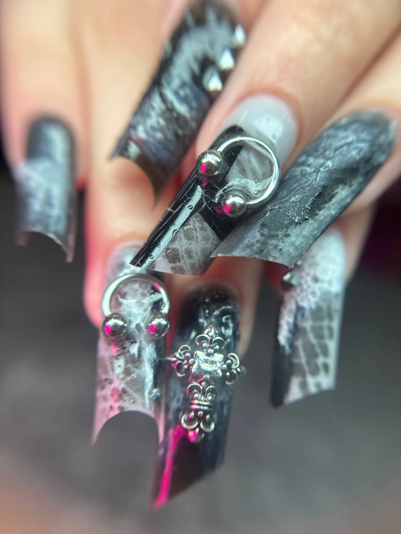 Работа Nail Apokalipsis — маникюр, наращивание и сложный дизайн, фото 25