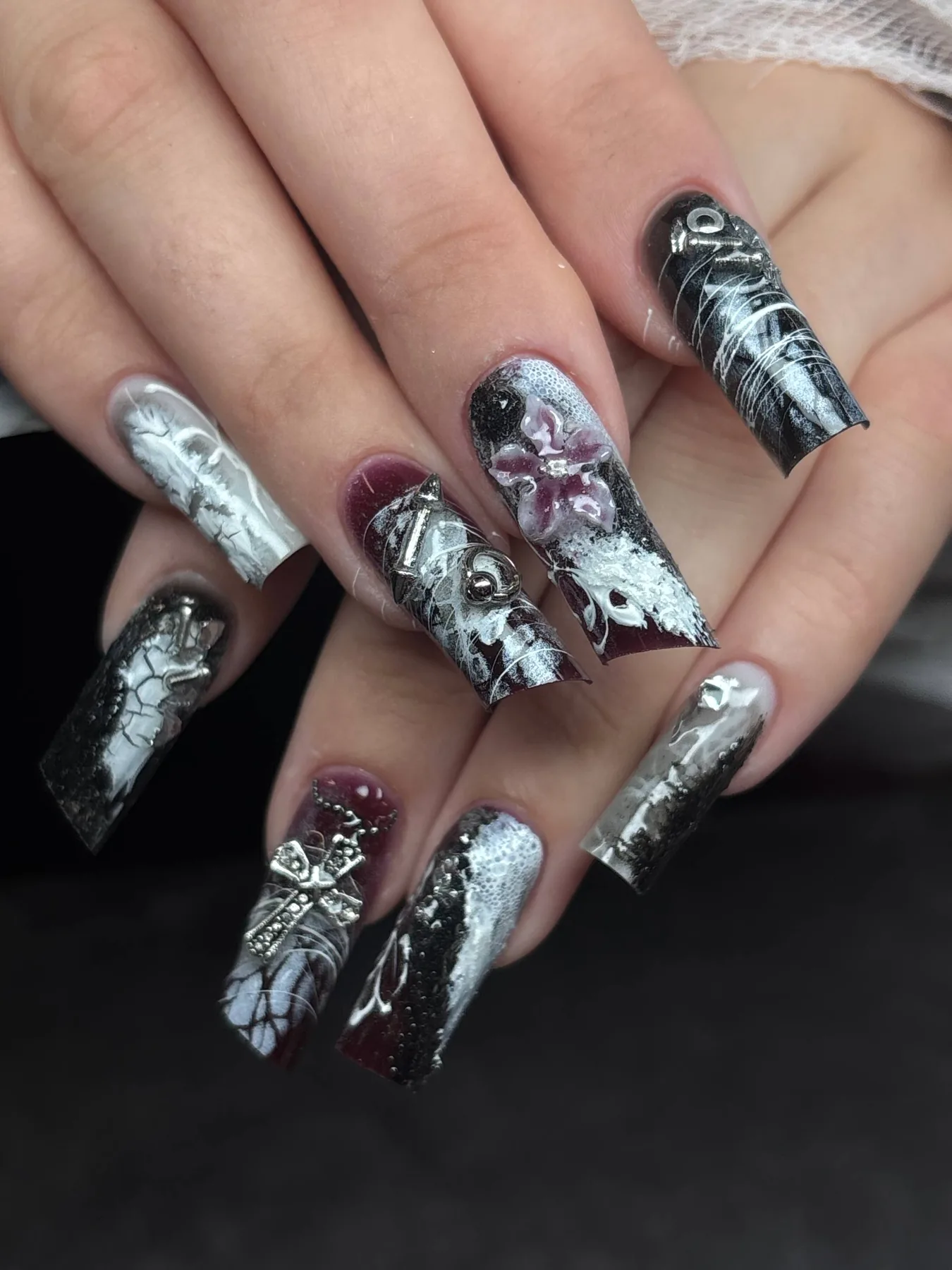 Работа Nail Apokalipsis — маникюр, наращивание и сложный дизайн, фото 29