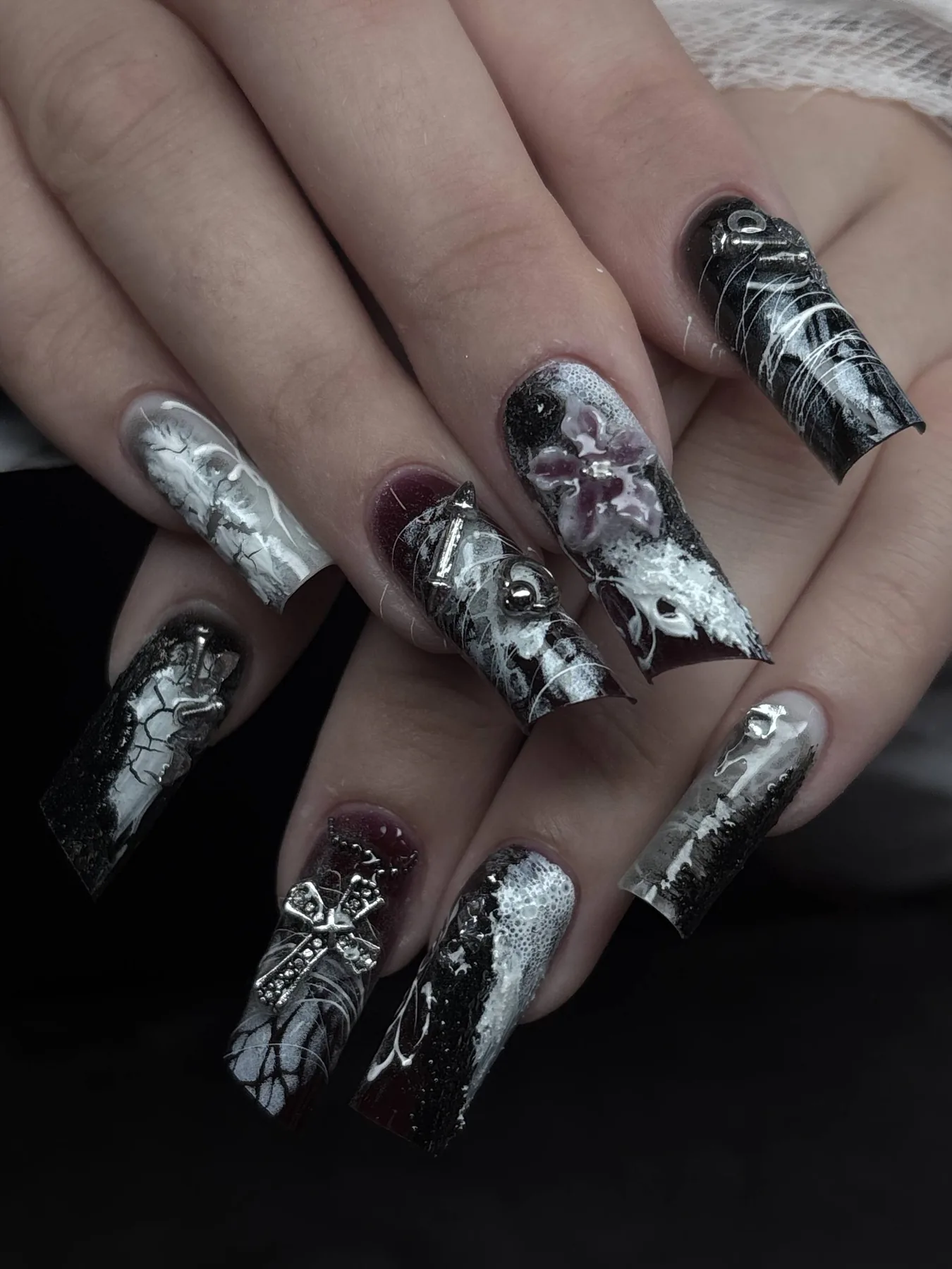 Работа Nail Apokalipsis — маникюр, наращивание и сложный дизайн, фото 36