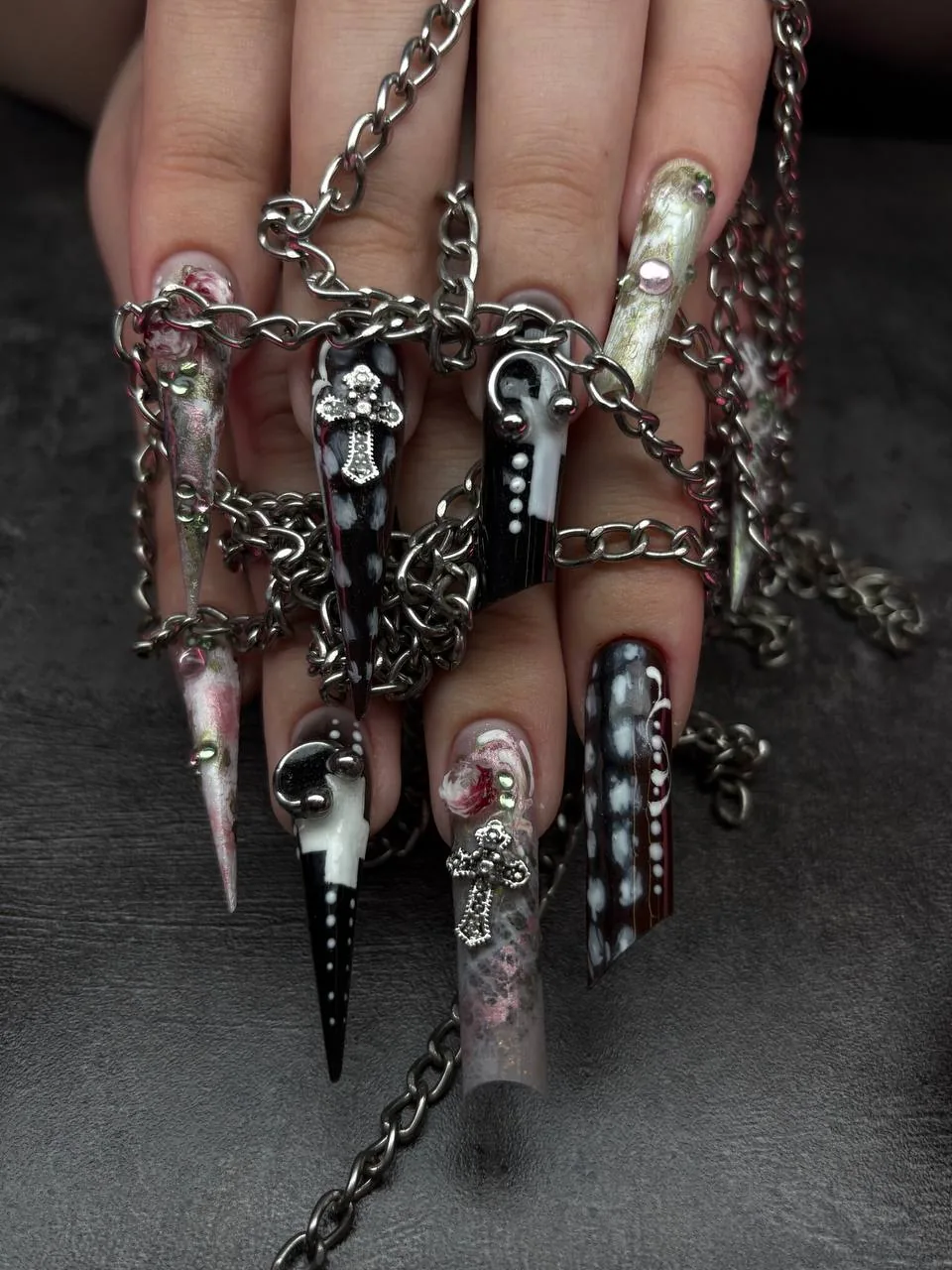 Работа Nail Apokalipsis — маникюр, наращивание и сложный дизайн, фото 67